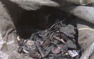 Đắk Nông truy tố 5 bị can vụ phế phẩm cà phê, cát sỏi trộn lõi pin