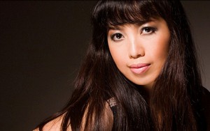 Nghệ sĩ Bích Trà biểu diễn tại hòa nhạc 'Sheherazade'