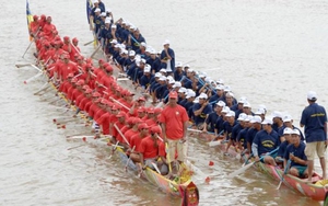 Campuchia lập kỷ lục Guinness chiếc Ghe Ngo dài nhất thế giới