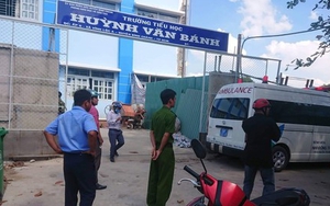 Đổ giàn giáo trường học đúng Lễ kỷ niệm Ngày 20/11, nhiều học sinh bị thương