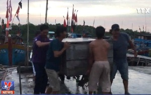 VIDEO: TP HCM di dời khẩn cấp hơn 4.000 dân tránh bão số 9