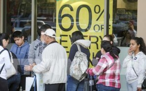 Thế hệ Y - 'Vị cứu tinh' của các nhà bán lẻ Mỹ trong Black Friday