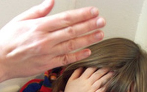 Thư gửi robot Citizen: Cô có tát con mình không?