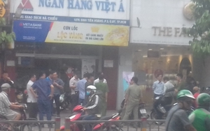 Thành phố Hồ Chí Minh: Phong tỏa hiện trường, điều tra nghi vấn một vụ cướp ngân hàng