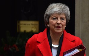 Thủ tướng Anh Theresa May vượt qua cuộc bỏ phiếu bất tín nhiệm