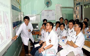 Hà Nội tuyển dụng, đào tạo bác sỹ nội trú để bổ sung nguồn nhân lực chất lượng cao