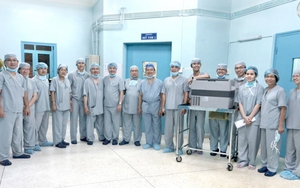 Lần đầu tiên tại Việt Nam ghép thành công thận cho trẻ từ người chết não