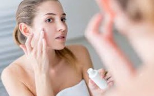 Truyện cười bốn phương: Mẹo trẻ mãi không già