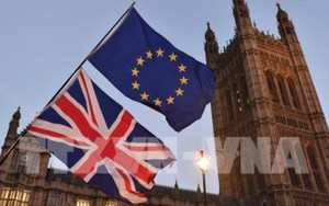Vấn đề Brexit: Anh ký thỏa thuận duy trì hoạt động thương mại với Thụy Sĩ sau khi rời EU