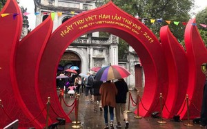 Xem nghe thấy đọc tuần này: Thơ chọn hướng 'thi dĩ tải đạo'