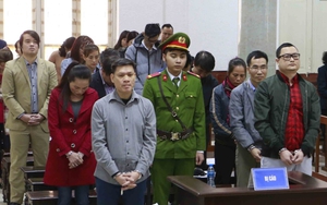 Tạm hoãn Phiên tòa xử vụ thao túng giá chứng khoán ở Hà Nội do thiếu nhiều nhân chứng