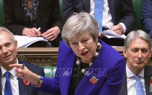 Thủ tướng Anh triệu tập họp khẩn cấp về Brexit