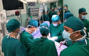 Cứu sống một bệnh nhân bị đâm thủng tim, ngưng thở