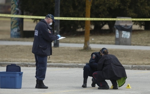 Nổ súng tại tổ hợp giải trí ở Canada