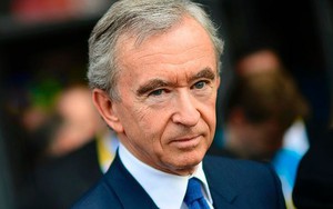 Cháy Nhà thờ Đức Bà Paris: Gia đình tỷ phú Bernard Arnault cam kết hỗ trợ 200 triệu euro