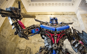 Chiêm ngưỡng BST điêu khắc có một không hai được chế tác từ phế thải kim loại