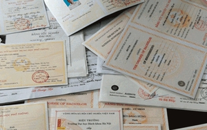 Triệt phá đường dây làm giả bằng tốt nghiệp đại học với quy mô lớn tại Hà Nội