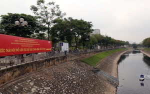 Sông Tô Lịch giảm mùi hôi sau 4 ngày thử nghiệm công nghệ xử lý nước của Nhật Bản