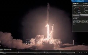 SpaceX phóng 60 vệ tinh đầu tiên cung cấp Internet tốc độ cao cho toàn thế giới