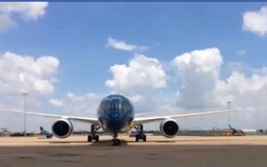 Vietnam Airlines lên tiếng về chuyến bay chậm vì chờ 1 khách