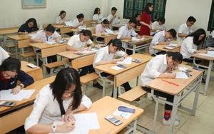 Những ngả đường 'ngoài công lập'