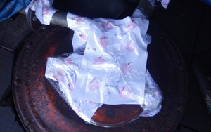 Phát hiện, xử phạt hành vi bán dầu trái phép trên biển