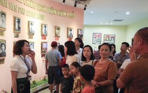 Di tích Chiến trường Điện Biên Phủ thu hút đông du khách dịp nghỉ lễ Quốc khánh