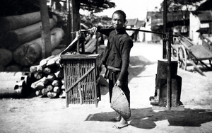 'Gánh hàng rong và những tiếng rao trên đường phố Hà Nội'