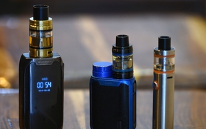 Phơi nhiễm khói thuốc lá điện tử khiến chuột phát triển ung thư phổi