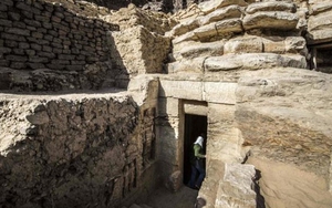 Phát hiện hầm mộ cổ 2 tầng tại Ai Cập