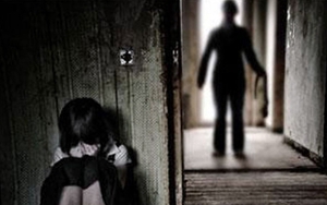 Hòa Bình: Tuyên phạt 30 năm tù giam đối tượng hiếp dâm trẻ em và giết người