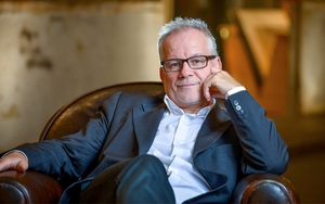 Liên hoan phim Cannes: Chọn 'đường đi khó' trong đại dịch