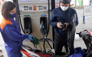 Bộ Công thương: Yêu cầu tăng cường kiểm tra, giám sát việc bán xăng dầu