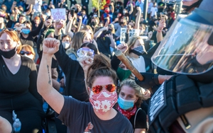 Mỹ: Chỉ đạo truy tố vụ việc liên quan cái chết của công dân da màu George Floyd