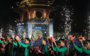 Đặc sắc đêm trình diễn 'Áo dài – Di sản văn hóa Việt Nam'