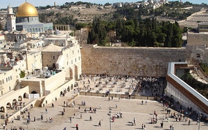 Jordan lên án Israel về việc lắp đặt thang máy ở thành cổ Jerusalem