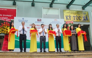 Khai mạc triển lãm chuyên đề 'Hồ Chí Minh - Những nét phác họa chân dung'