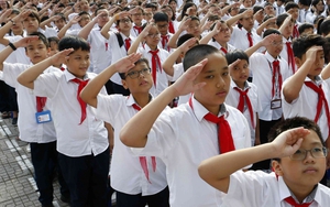 Khoảng 23 triệu học sinh cả nước đến trường khai giảng năm học mới vào sáng 5/9