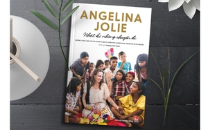 Ra mắt bản dịch 'Nhật ký những chuyến đi' của Angelina Jolie