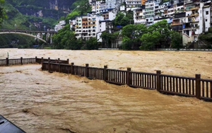 Trung Quốc kích hoạt phản ứng khẩn cấp đối phó với lũ lụt