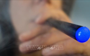 Báo động gia tăng tình trạng hút thuốc lá điện tử ở giới trẻ