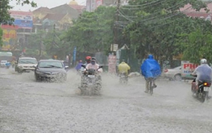 Bắc Bộ có mưa rất to kèm các hiện tượng thời tiết nguy hiểm