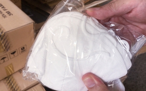 Phát hiện dây chuyền sản xuất khẩu trang 3M giả