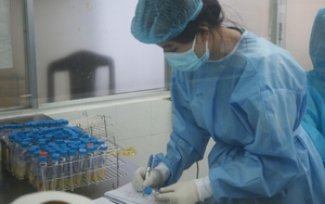 Ca nghi mắc COVID-19 đang điều trị ở Hà Nội đã đi những đâu?