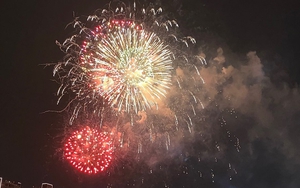 TP HCM dừng bắn pháo hoa dịp lễ 30/4 và 1/5