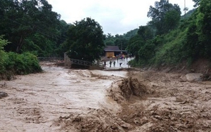 Miền Bắc mưa to và dông, vùng núi đề phòng sạt lở đất, ngập úng