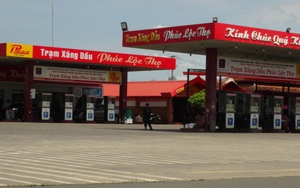 Công an tiếp tục phong tỏa một cửa hàng xăng dầu trên quốc lộ 14 tại Bình Phước