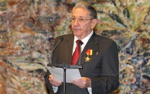 Đại tướng Raul Castro thông báo rời cương vị lãnh đạo Đảng Cộng sản Cuba