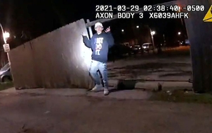 Mỹ: Cảnh sát Chicago công bố video cảnh sát bắn chết thiếu niên 13 tuổi