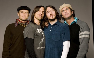 Ban nhạc Red Hot Chili Peppers bán quyền xuất bản ca khúc cho Hipgnosis giá 150 triệu USD